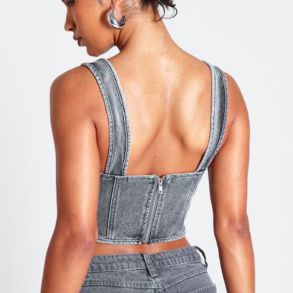 Prettylittlething PLT Washed Grey Dipped Hem Denim Corset Top - sz US 6 NWT - Picture 3 of 6